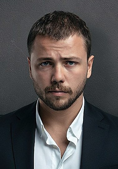 托尔加·萨里塔斯 Tolga Saritas照片