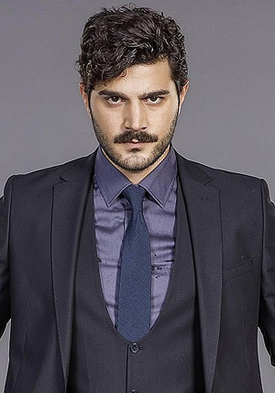 布拉克·塞文 Burak Sevinç照片