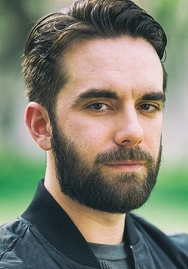 罗根·皮尔斯 Logan Pierce照片