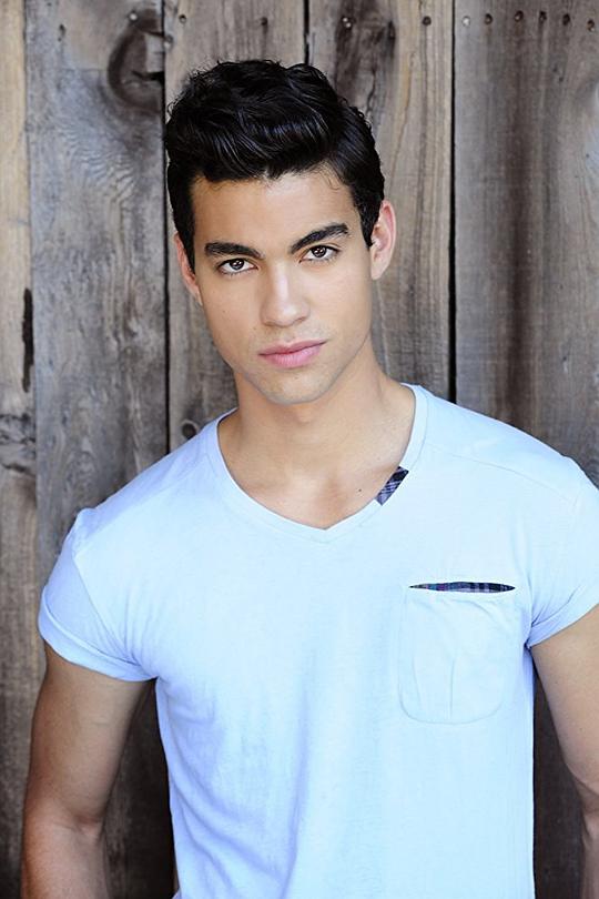 戴维·桑托斯 Davi Santos照片