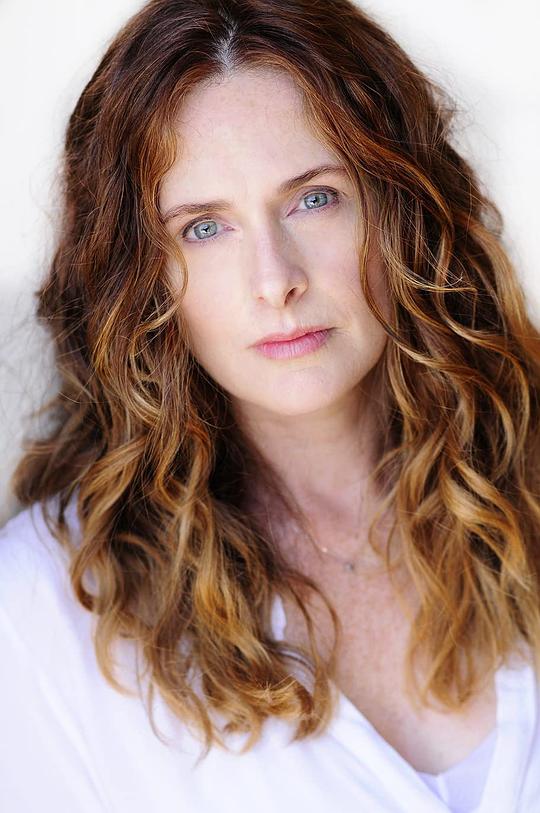 金杰尔·吉尔马丁 Ginger Gilmartin照片