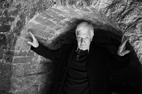 劳伦斯·戈登·克拉克 Lawrence Gordon Clark照片