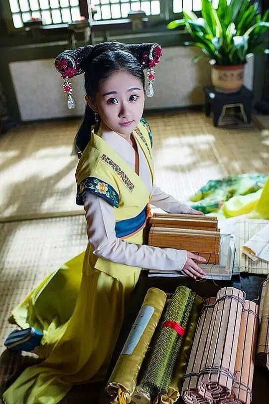 尹淇 Qi Yin照片