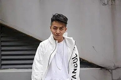刘汉兆 Hanzhao Liu照片