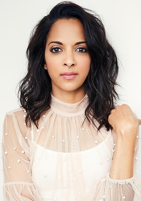 苏妮塔·德斯潘德 Sunita Deshpande照片