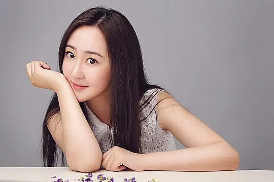 杨运麒 Korina照片