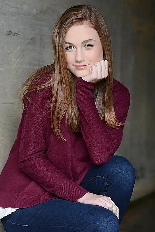 麦迪逊·林茨 Madison Lintz照片