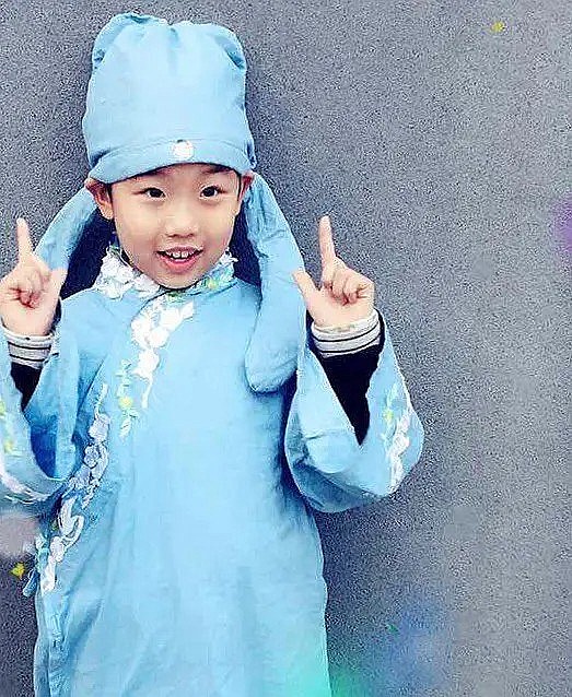 周冉 Ran Zhou照片