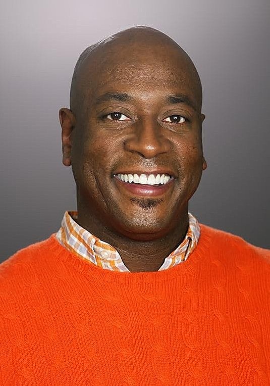 兰道尔·基南·温斯顿 Randall Keenan Winston照片