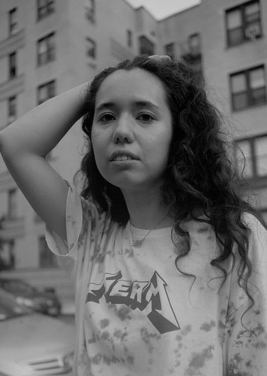 基特·佐哈 Kit Zauhar照片