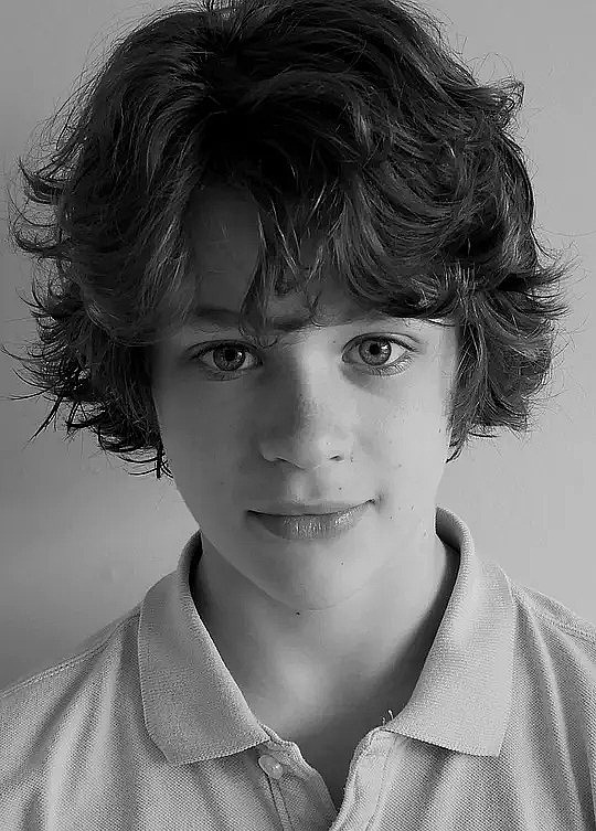 山姆·泰勒·巴克 Sam Taylor Buck照片