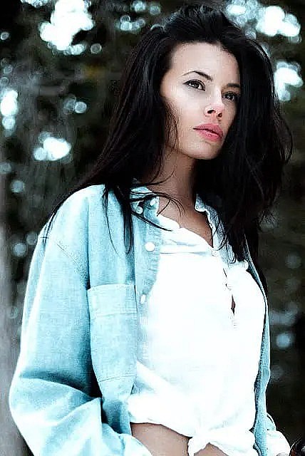 詹娜·林·亚当斯 Jenna Lyng Adams照片