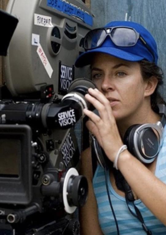 克劳迪亚·略萨 Claudia Llosa照片