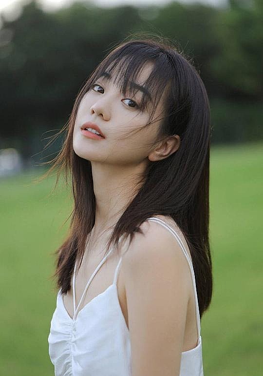 胡意旋 Yixuan Hu照片