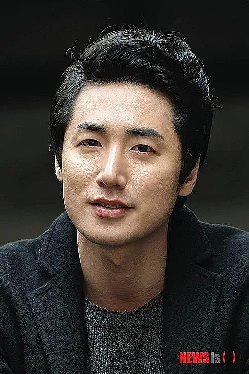 李胜柱 Seung-joo Lee照片