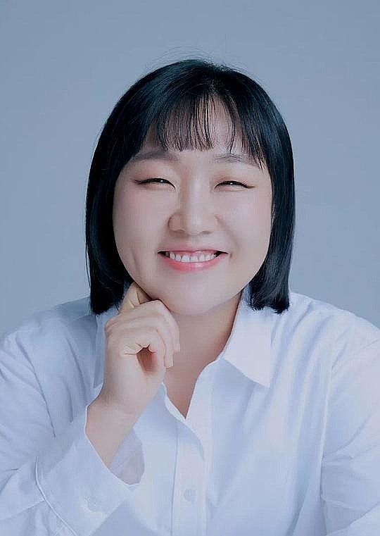 李秀智 Soo-ji Lee照片
