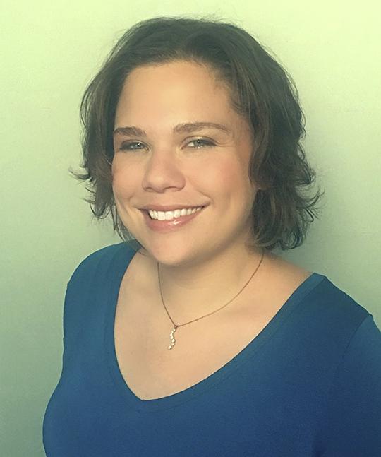 莱拉·贝尔津什 Laila Berzins照片