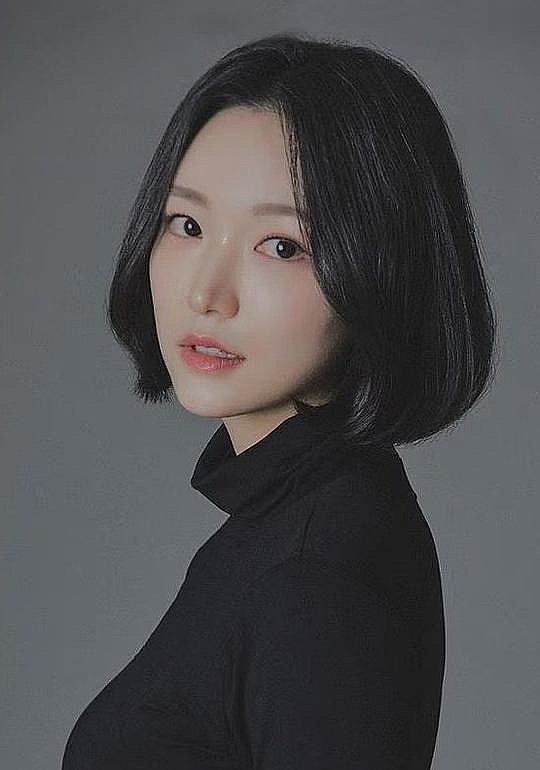 金时贤 Kim Si-Hyun照片