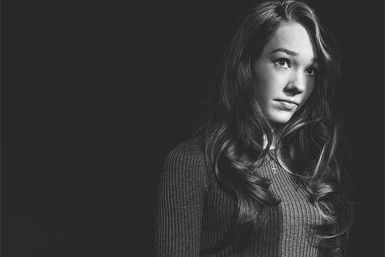 霍莉·泰勒 Holly Taylor照片