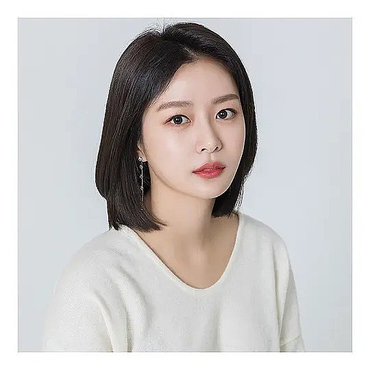 宋多恩 Da-Eun Song照片
