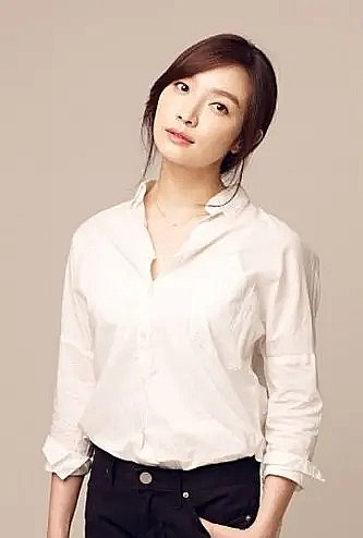 李敏英 Min-young Lee照片