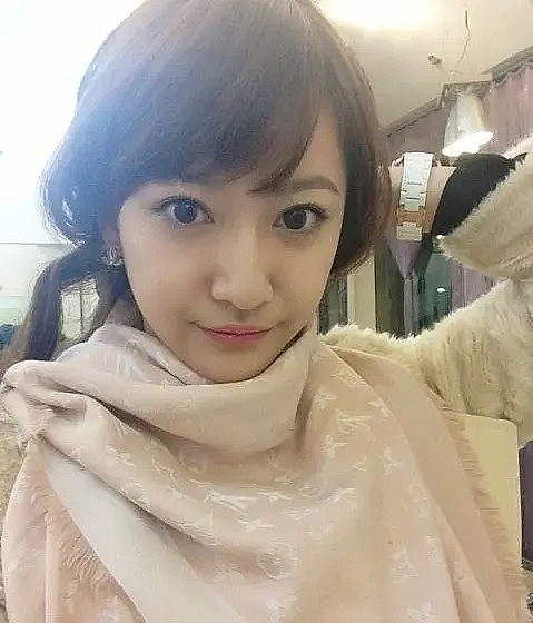 余玥 Yue Yu照片