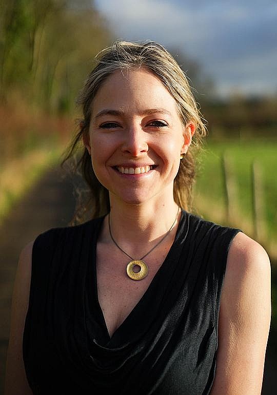 爱丽丝·罗伯茨 Alice Roberts照片
