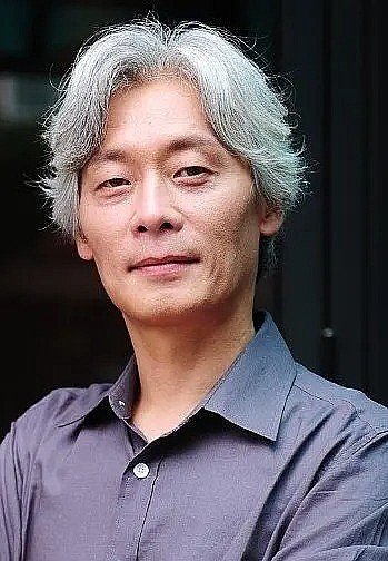 李煌义 Lee Hwang-ui照片