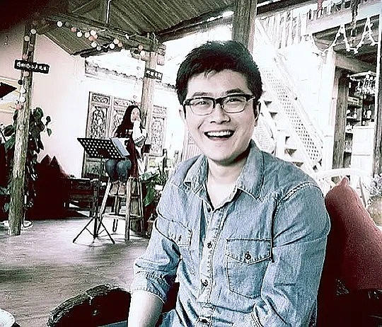 郑东影 Dongying Zheng照片