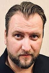 弗拉迪斯拉夫·波利亚科夫 Vladislav Polyakov照片