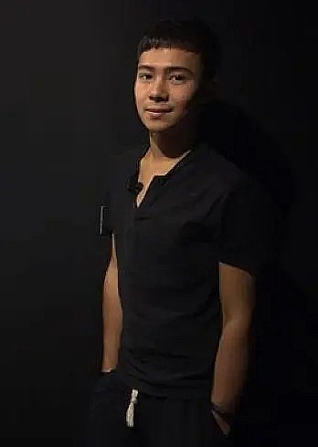 艾摩尔 Mohammad Umar Afzal照片
