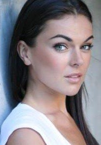 赛琳达·斯万 Serinda Swan照片