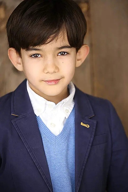 伊坦·马赫 Ethan Maher照片