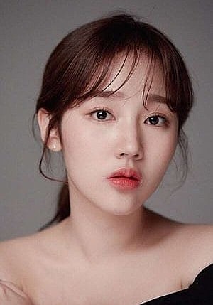 姜伊书 Yi-seo Kang照片