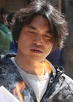 金成龙 Kim Sung-Yong照片