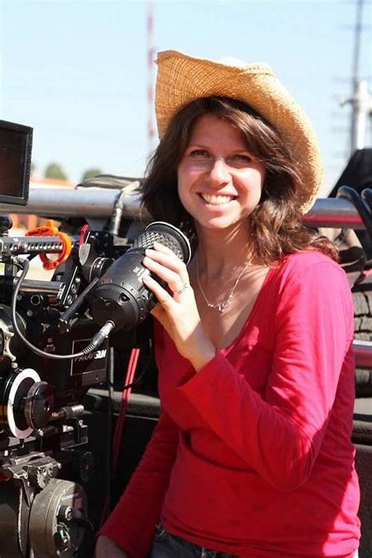 瓦莱丽·韦斯 Valerie Weiss照片