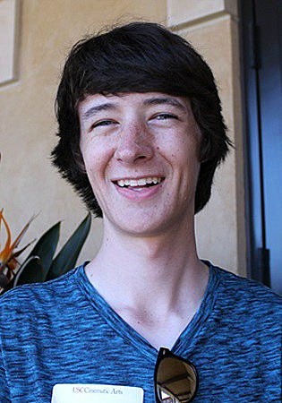 利亚姆·维克斯 Liam Vickers照片