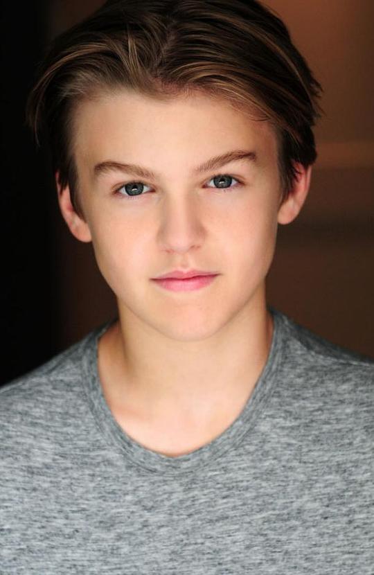 基弗·奧莱利 Kiefer O'Reilly照片