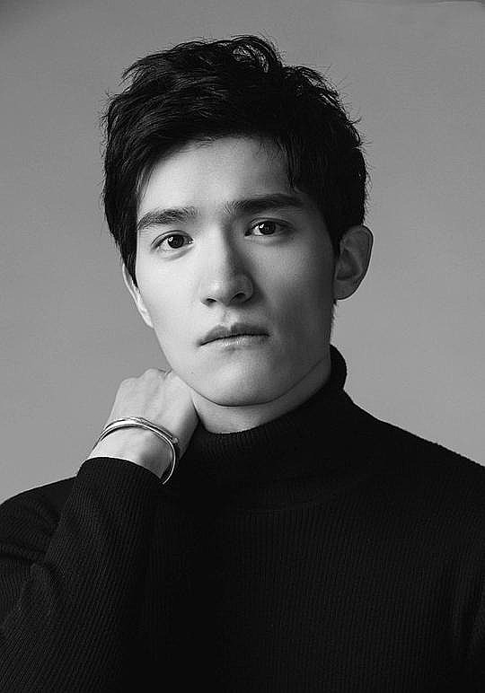 丁辉 Hui Ding照片