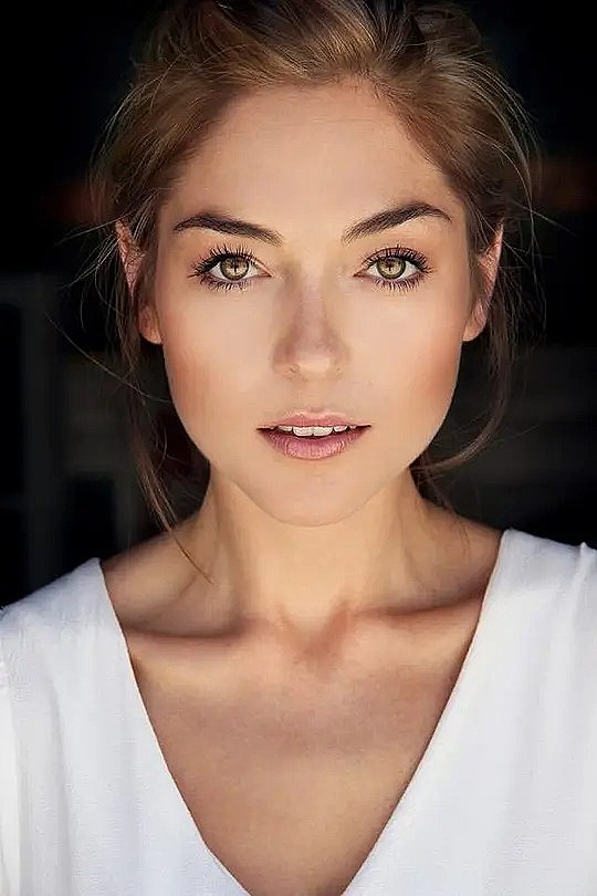 安娜贝尔·斯蒂芬森 Annabelle Stephenson照片