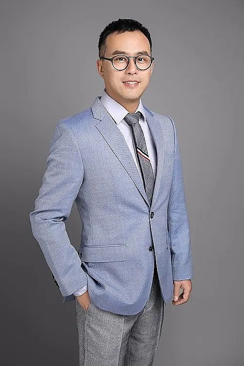 卢宗民 Zongmin Lu照片