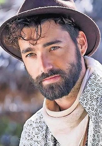 贡萨洛·佩尼亚 Gonzalo Peña照片
