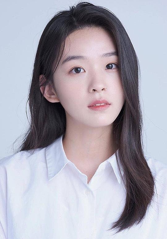 金施恩 Si-Eun Kim照片