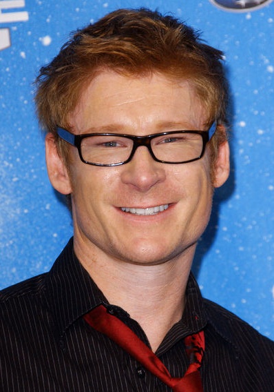 扎克·沃德 Zack Ward照片