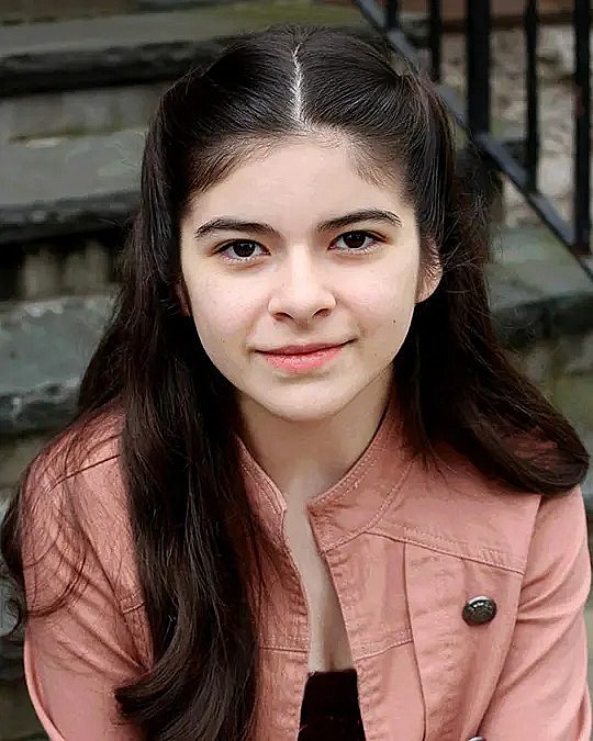 加布里埃拉·皮佐罗 Gabriella Pizzolo照片