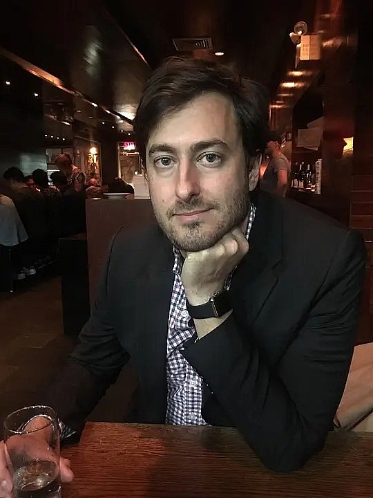 亚历克斯·鲁宾斯 Alex Rubens照片
