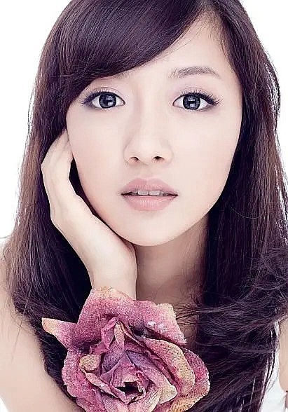 李奕娴 Yixian Li照片