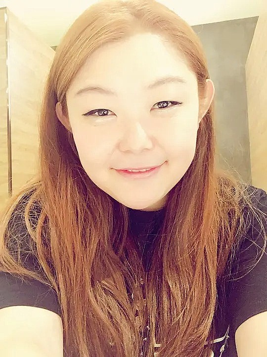 方艺霖 Yilin Fang照片