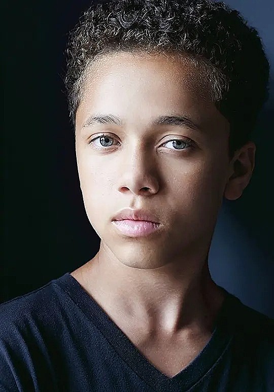 贾登·诺埃尔 Jaeden Noel照片