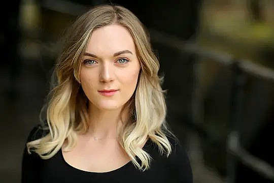 克洛伊·哈里斯 Chloe Harris照片